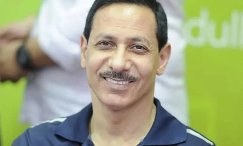 من هو المذيع حامد كميل وما سبب سحب الجنسية الكويتية منه؟