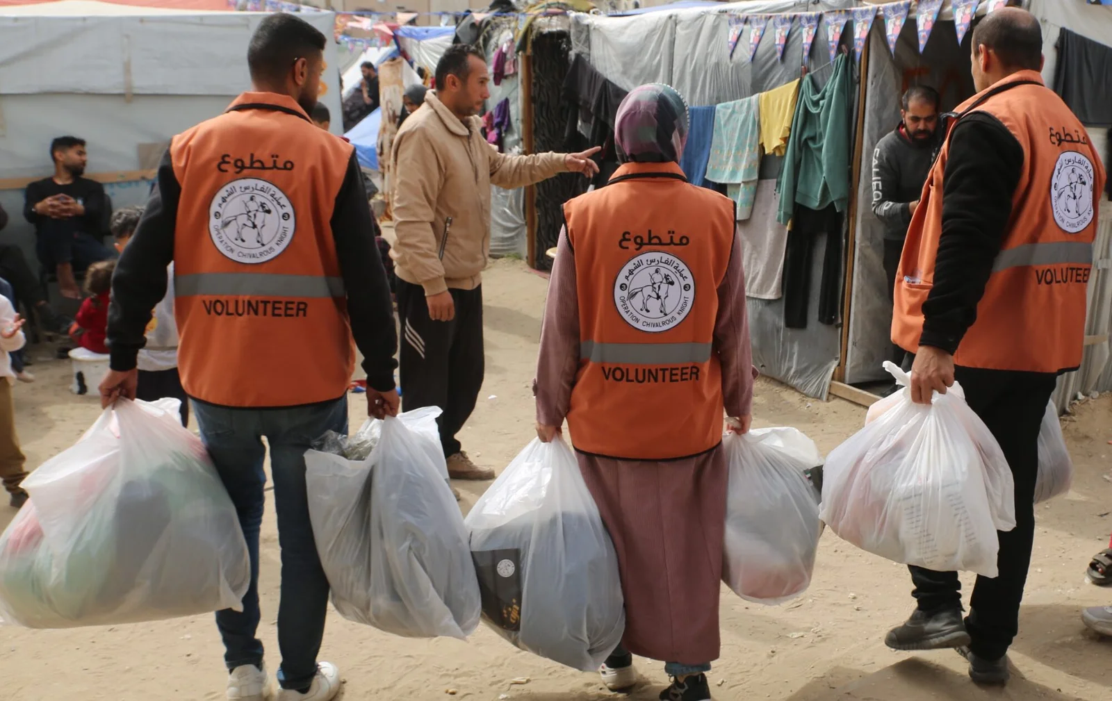 دليل التسجيل في حملة الفارس الشهم 3 لاستلام بكج الملابس الشتوية والصيفية