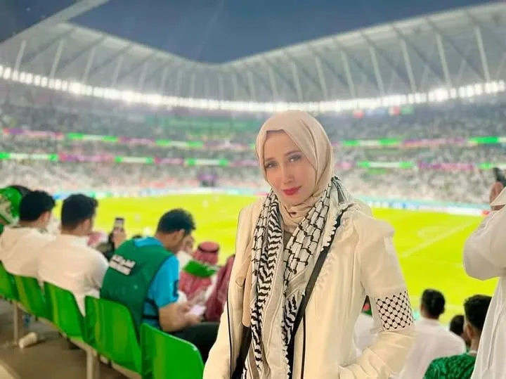 منى حوا ويكيبيديا: السيرة الذاتية