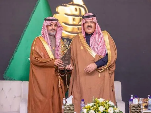 من هو سمو الأمير عبدالعزيز بن سعد بن عبدالعزيز؟ السيرة الذاتية