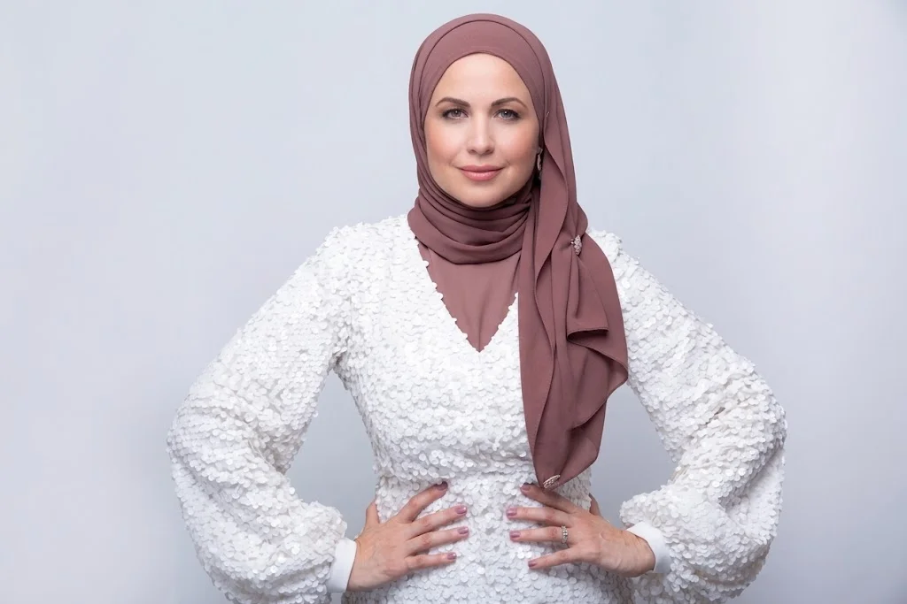 من هي ريا أبي راشد؟ السيرة الذاتية ويكيبيديا ومسيرتها الإعلامية